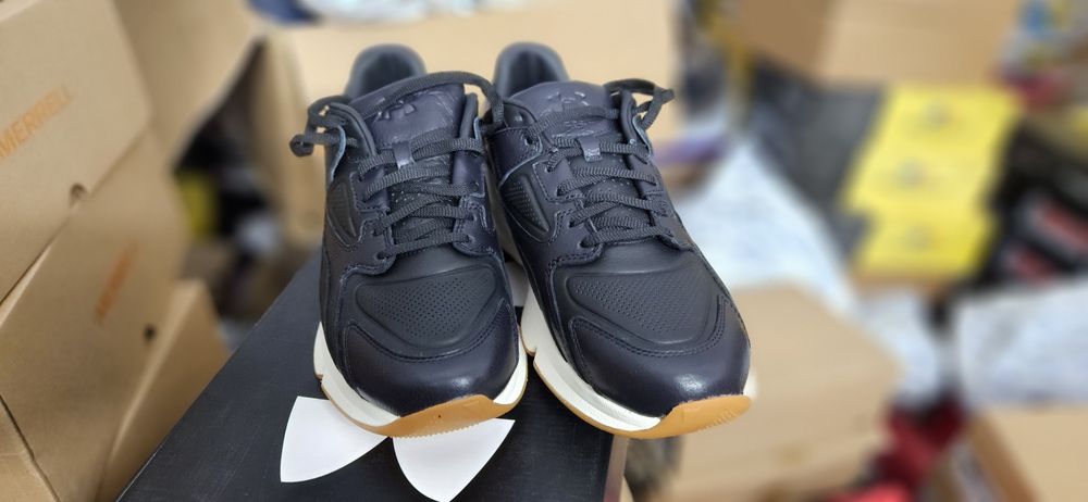 Кожані кросівки UA Forge 96 Luxe.Розмір 42-46: 4 050 грн