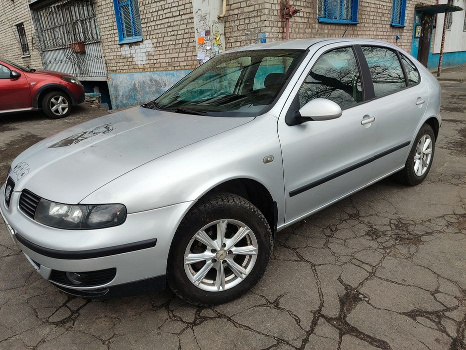 Seat leon 1.6 mk1 2003 рік