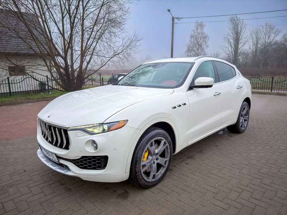 Maserati Levante najbogatsza wersja / mały przebieg / SQ4 / 430KM