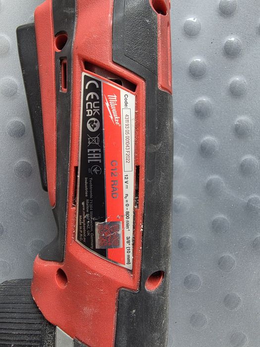 Wiertarka kątowa Milwaukee m12