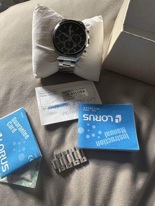 Relogio Lorus ( excelente estado )