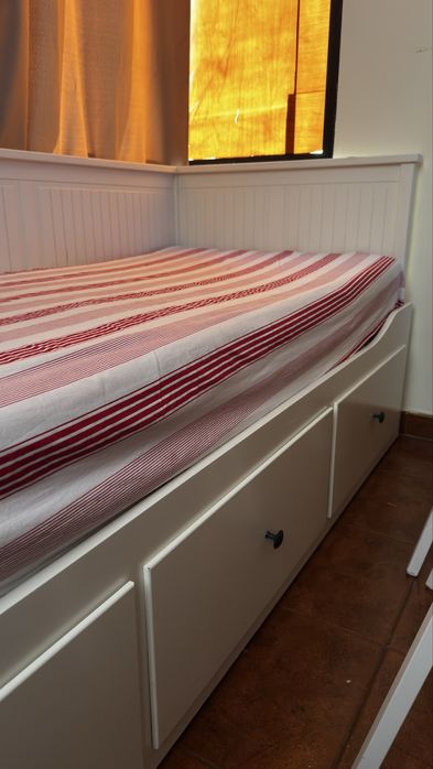 Cama / sofa Solteiro e casal