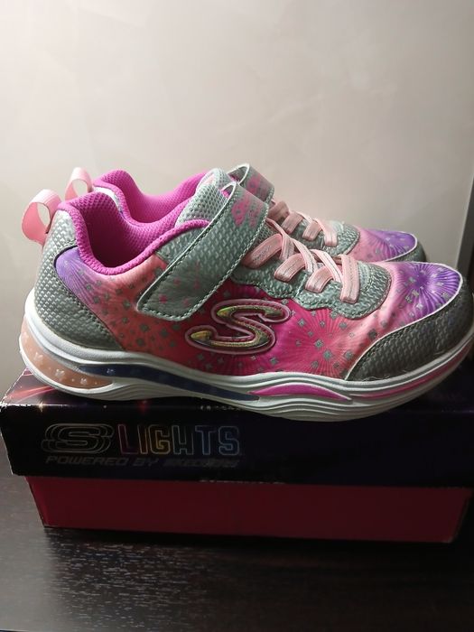 Кросівки skechers 35 р( 23 см) б/у