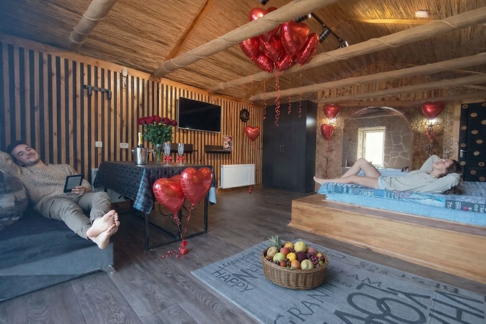 Апартаменты с джакузи. Поселок Котовского. Одесса.