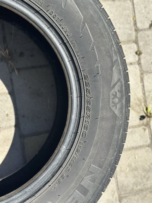 Гума NEXEN Winguard WinSpike зима 235/65 R16C