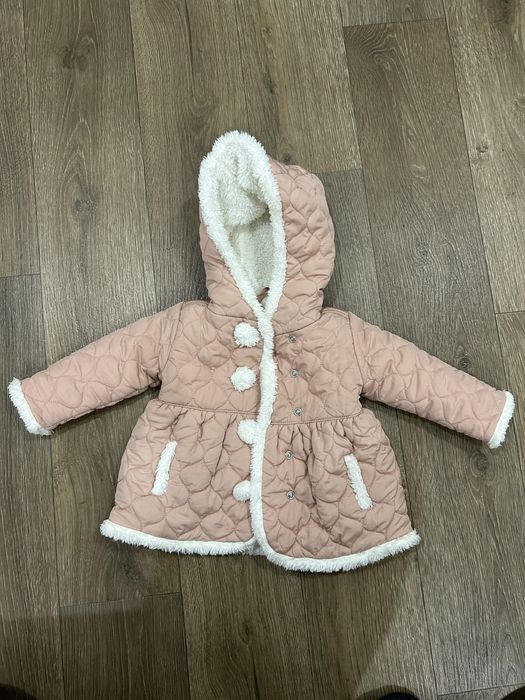 Пальто , куртка для дівчинки
