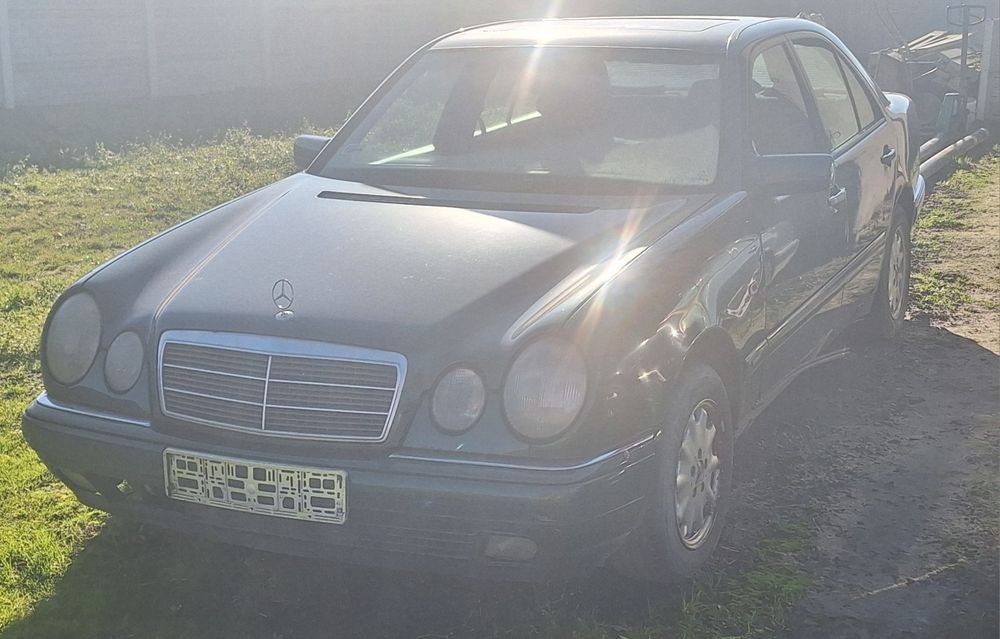Mercedes w 210 2.2 d95km