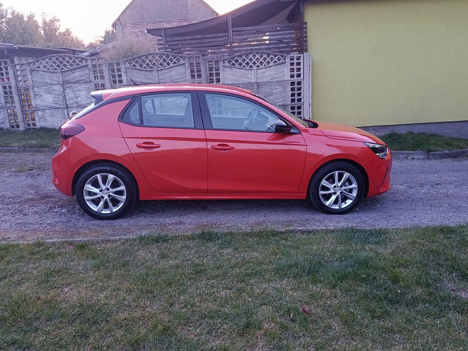 Opel Corsa f z bardzo małym przebiegiem 15500