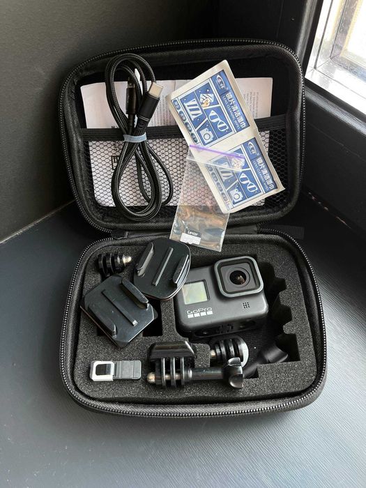 Екшн-камера GoPro Hero 8 з двома акумуляторами