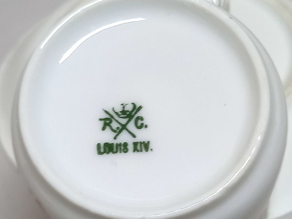 Secesyjna filiżanka, portret kawalera, RC Rosenthal Louis XIV