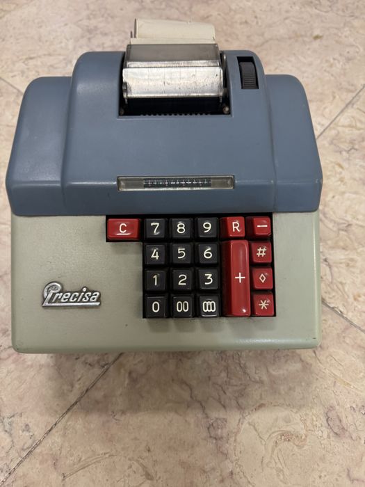 Maquina de calcular antiga