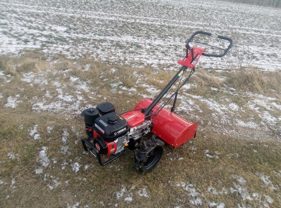 Glebogryzarka spalinowa