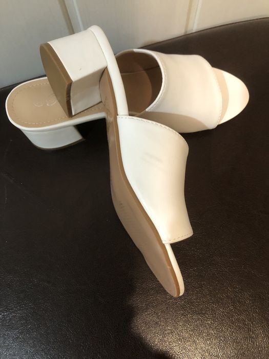 Buty 38 biale skoropodobne
