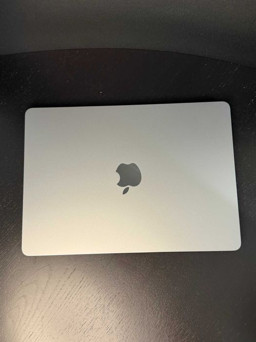 Macbook Air M2 (2022)
