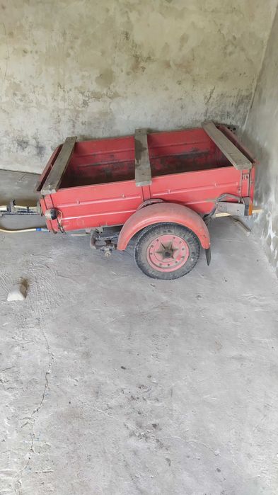 Продам причеп до лекгового авто