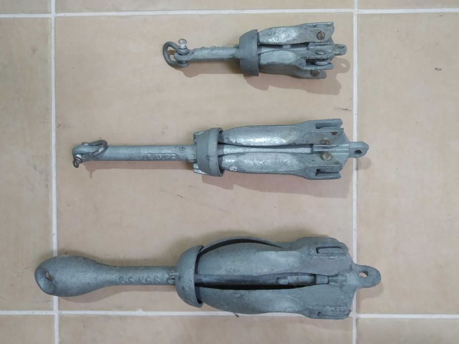 Âncoras para barco ou decorativas