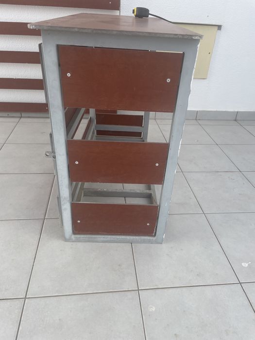 Estrutura para garrafas de gás