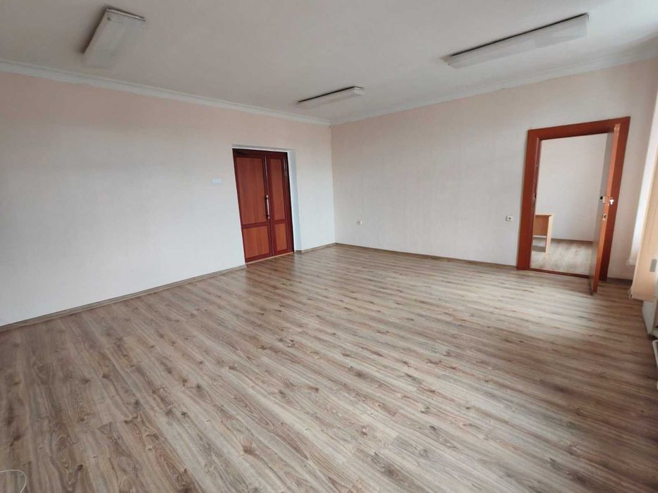 Оренда офісних приміщень Центр (3725)