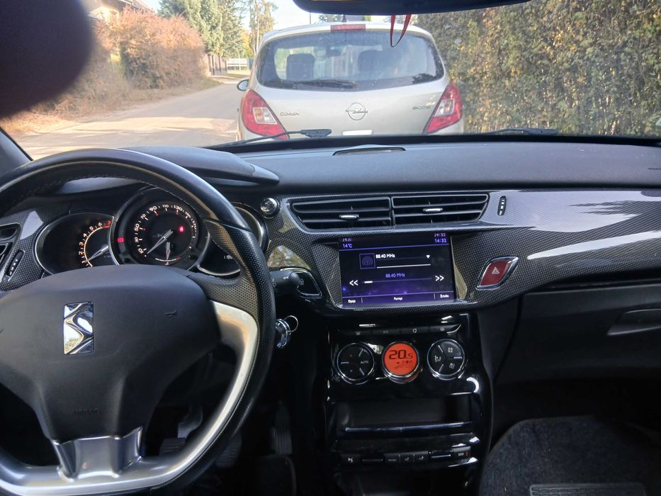 Samochód citroen ds3  1.2 THP 110KM Skóra