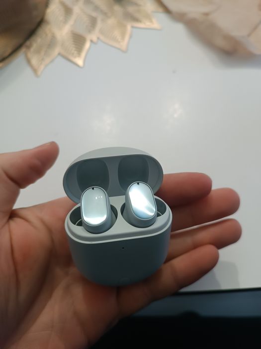 Słuchawki bezprzewodowe redmi buds 3 pro, kabel USB c, wymienne końców