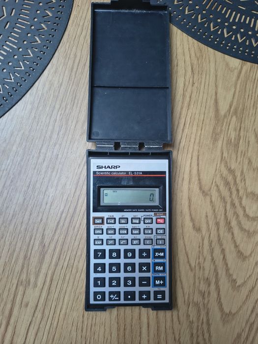 Kalkulator Sharp orginalny