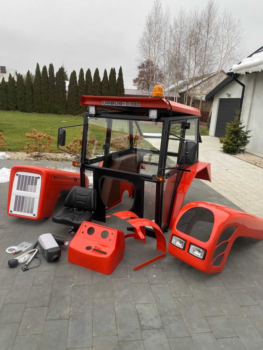 Kabina  Bizon z056 c360 3P c330 Mf235 Mf255 MTZ T25 OKAZJA