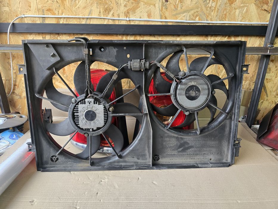 Вентилятор дифузор VW Touran Passat b6 Golf 5 2.0TDI