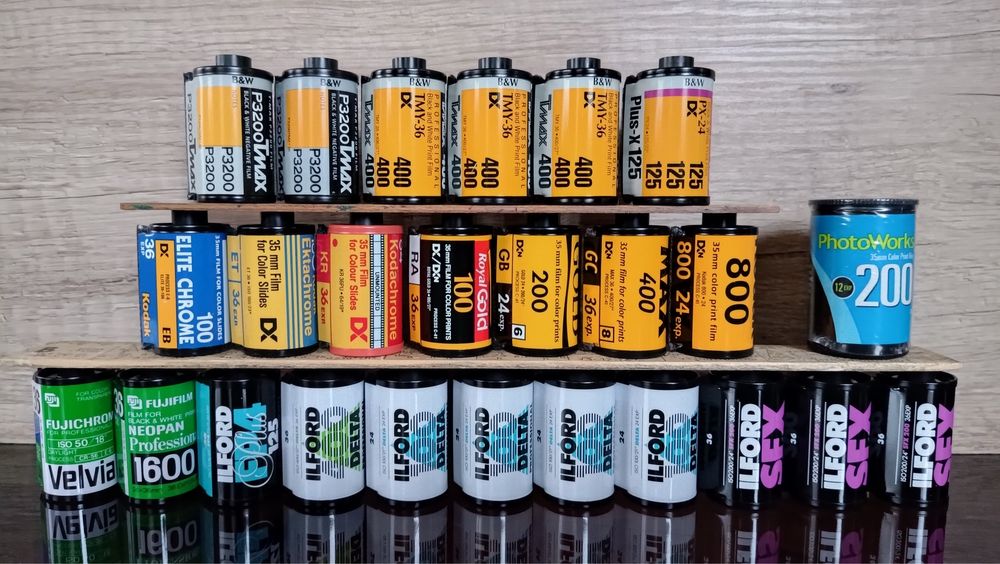 Kodak Max 400, Kodak Tmax 3200, Ilford Delta 100, Ektachrom фотоплівка