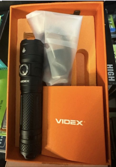 Ліхтарик VIDEX VLF-A406 4000 Lm акумуляторний потужний