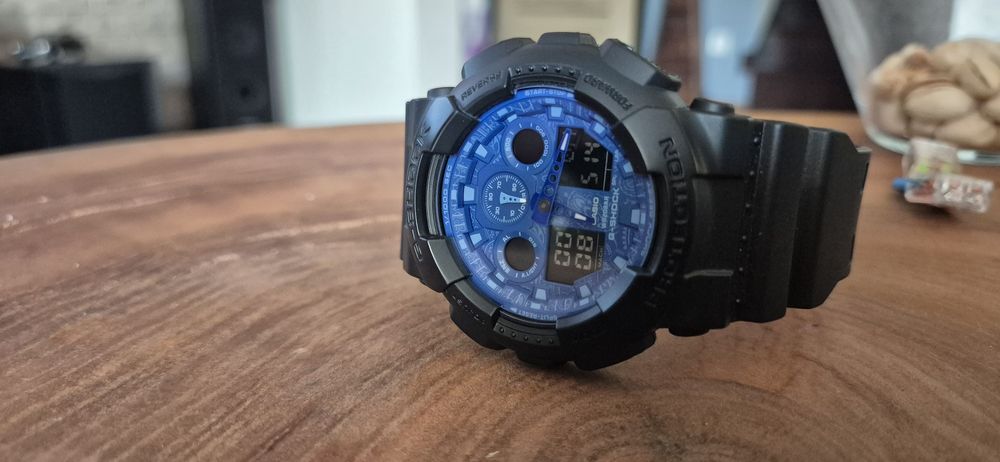 Casio g-shock GA-100BP jak nowy.