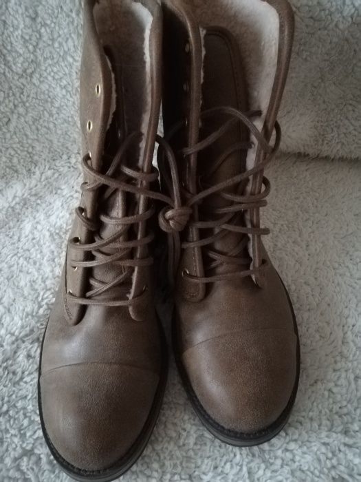 Damskie botki Esprit, r. 38