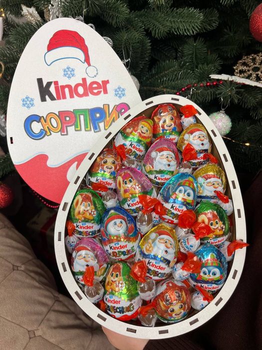 Подарунковий бокс Кіндер подарунок на 14 лютого 8 березня