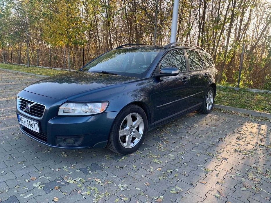Volvo V50
