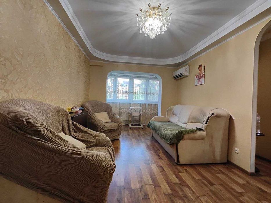 ПРОДАМ 3-ох кімнатну квартиру по вул.Перемоги (Победе)