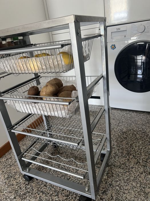 Carrinho de cozinha Gato Preto em metal/inox – excelente qualidade e arrumação