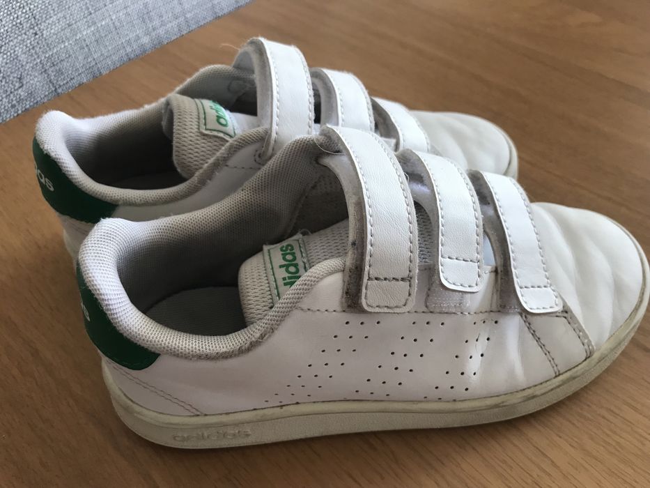 Sapatilhas originais Adidas tamanho 32 brancas e verde