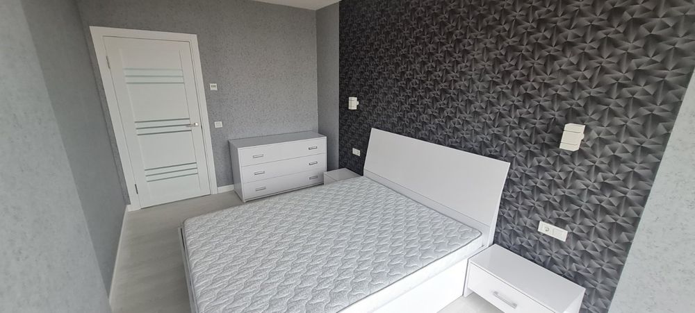 ЦЕНТР! 2-кімнатна новобудова подобово, посуточно, трикімнатна,чотирьох