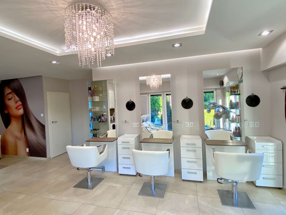 Wynajmę stanowisko fryzjerskie i/lub barberskie