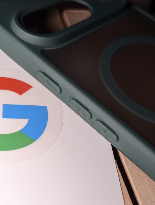 NEW! Захисний чохол з МАГСЕЙВ для Google Pixel 9 Зелений