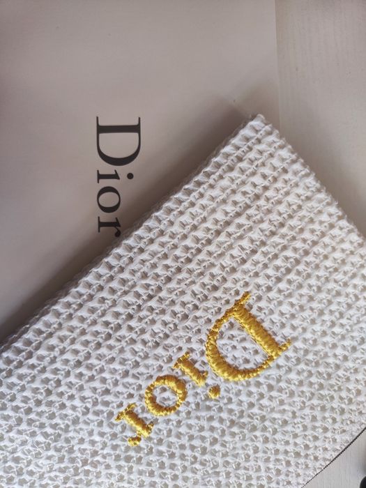 Dior kosmetyczka kopertówka mała torebka dior trouse pouch kosmetyczka Dior edycja limitowana lato 2026 dior limited edition Dior makeup dior Riviera