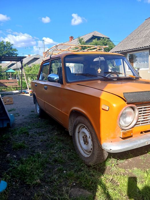 Легковий Автомобіль