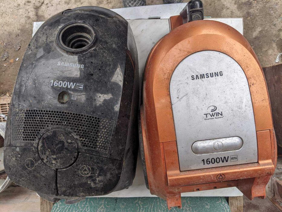 Пилосос на запчастини