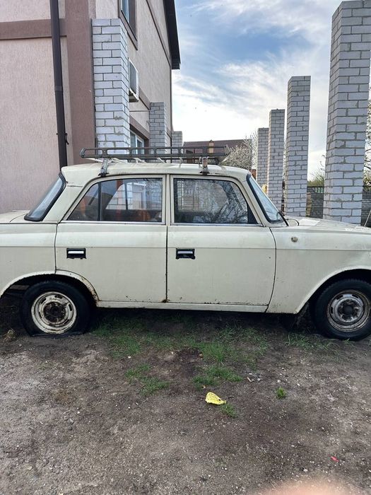 Задній міст, колеса, двигун, коробка москвіч 412