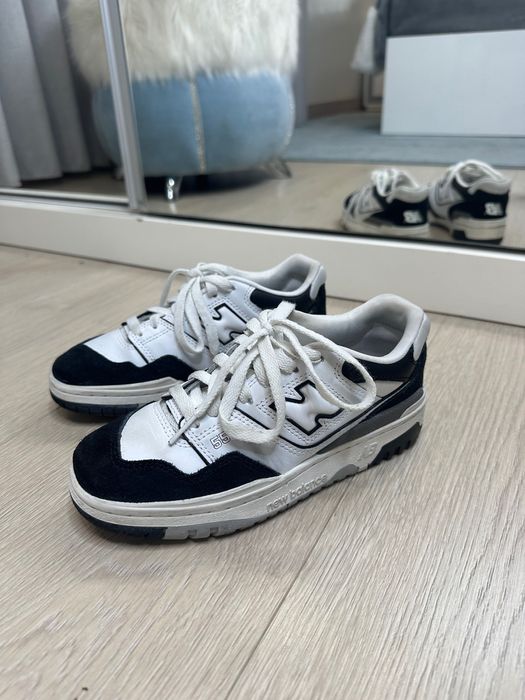 New Balance 550 pretas e brancas