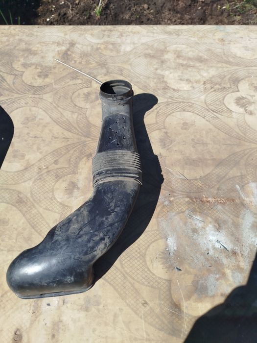 Патрубок повітряного фільтра Ford Fiesta MK7 USA оригінал