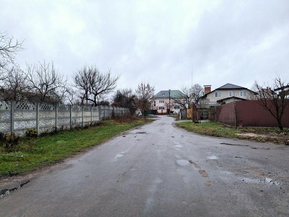 Продаж дачної ділянки в місті. Олександрівка