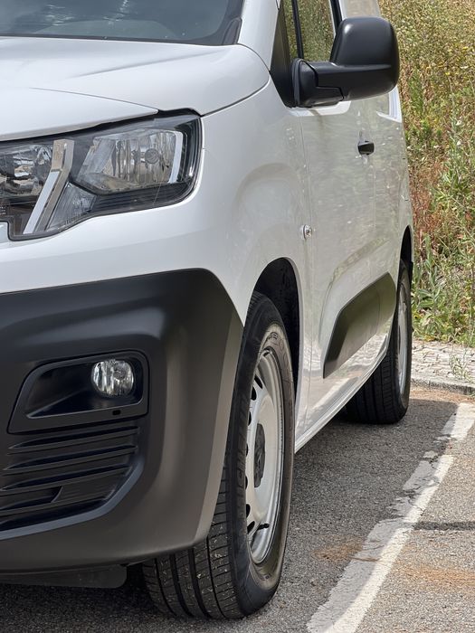 Peugeot e-Partner  2023 8200km