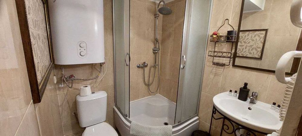 Киев Погодинно ! Подол Контрактовая Андреевский спуск Воздвиженская 60