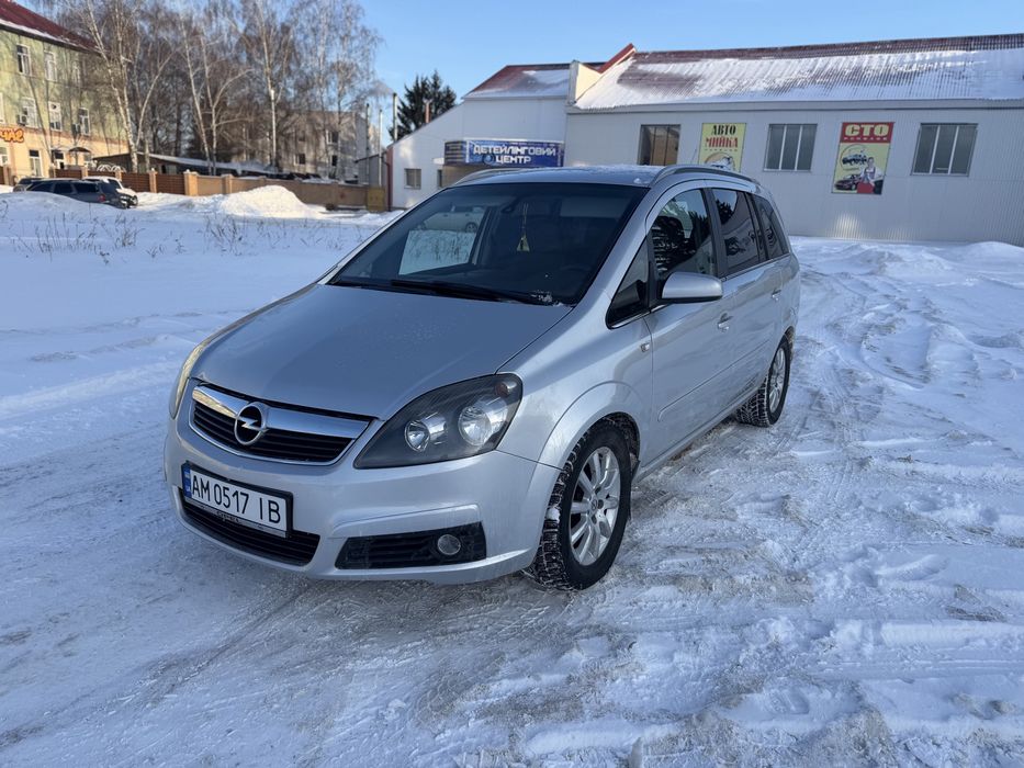 Продам Опель Зафіра 1.9