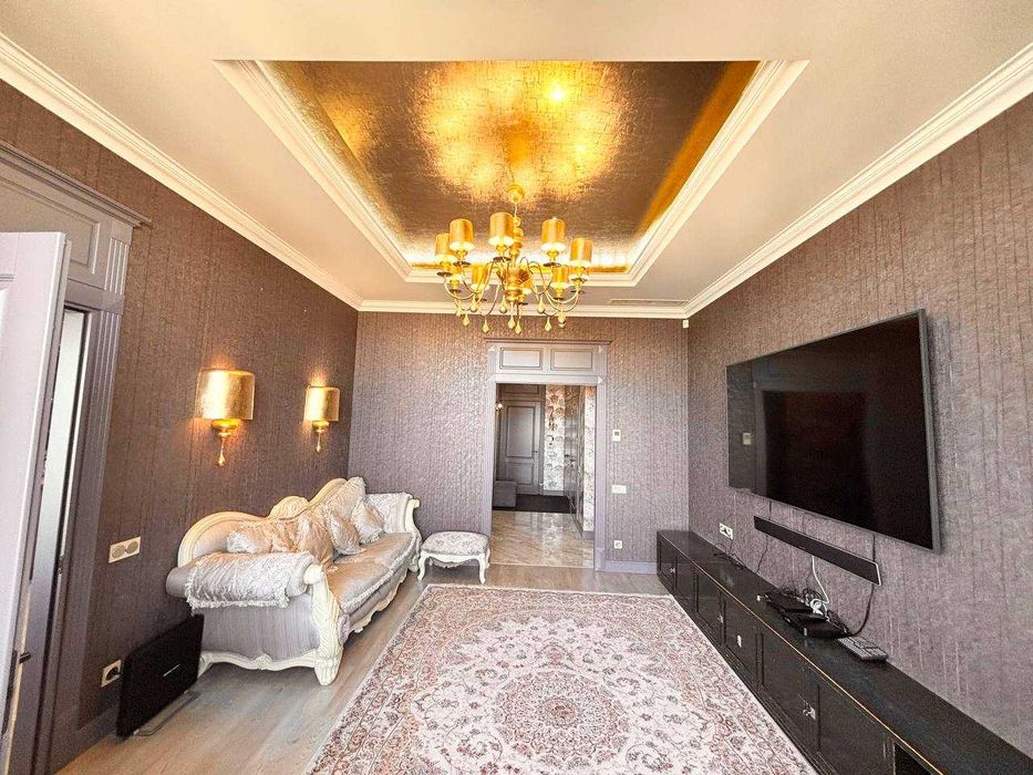 Три спальни! Генератор! ЖК Славия. Продам квартиру в Днепре. Срочно.